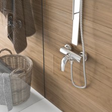 Bateria natryskowa ścienna Genova VerdeLine