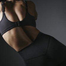 Nike Pro Hero Bra: wysokie wsparcie, piękna sylwetka