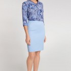 Niebieska koszulowa bluzka z orientalnym motywem 2jl005801 2t
