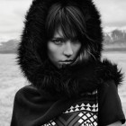 RESERVED STREET FASHION WOMAN