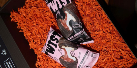 Pierwszy na rynku czarny croissant na Halloween